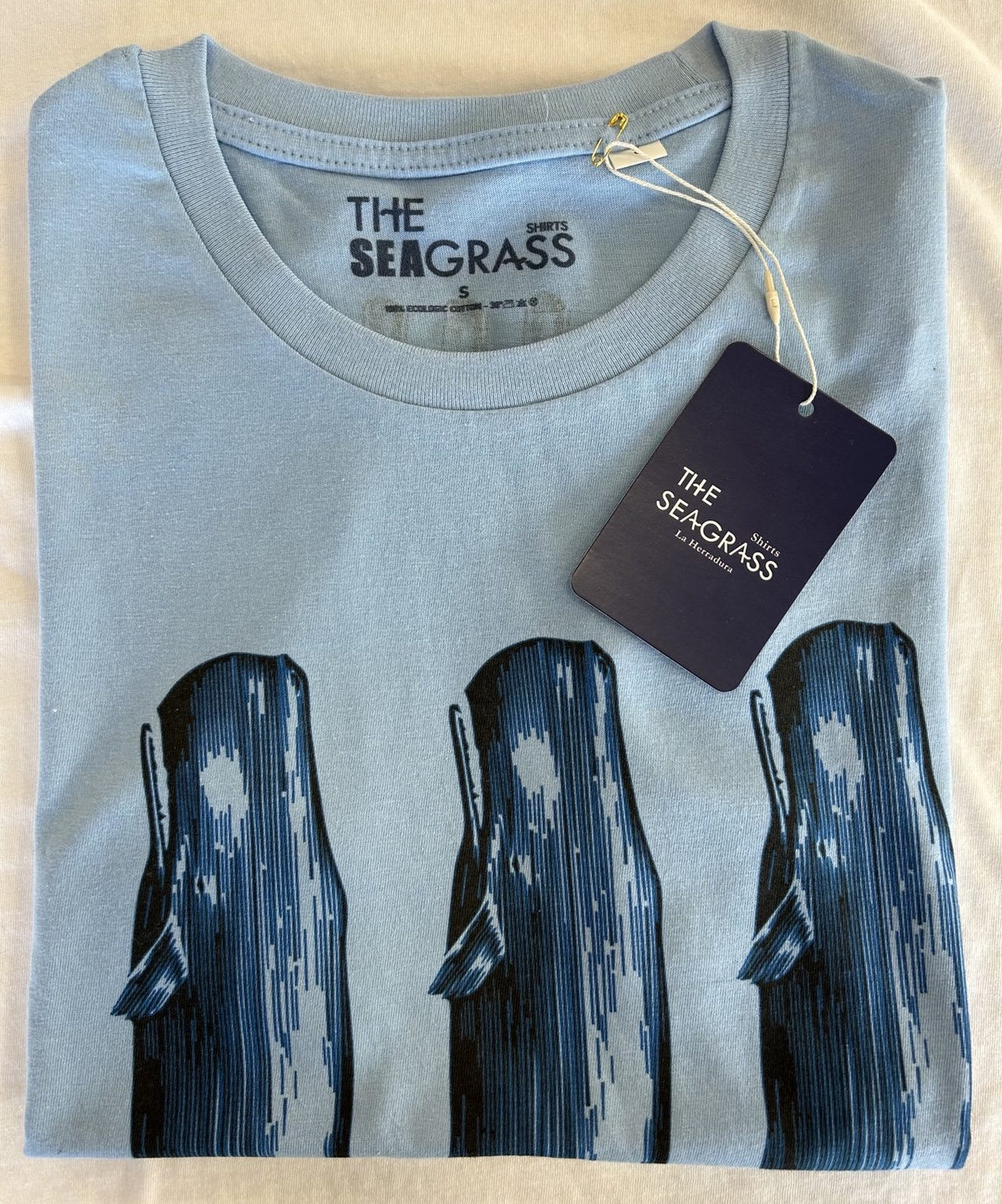 Camiseta 3 CACHALOTES Celeste – etiqueta