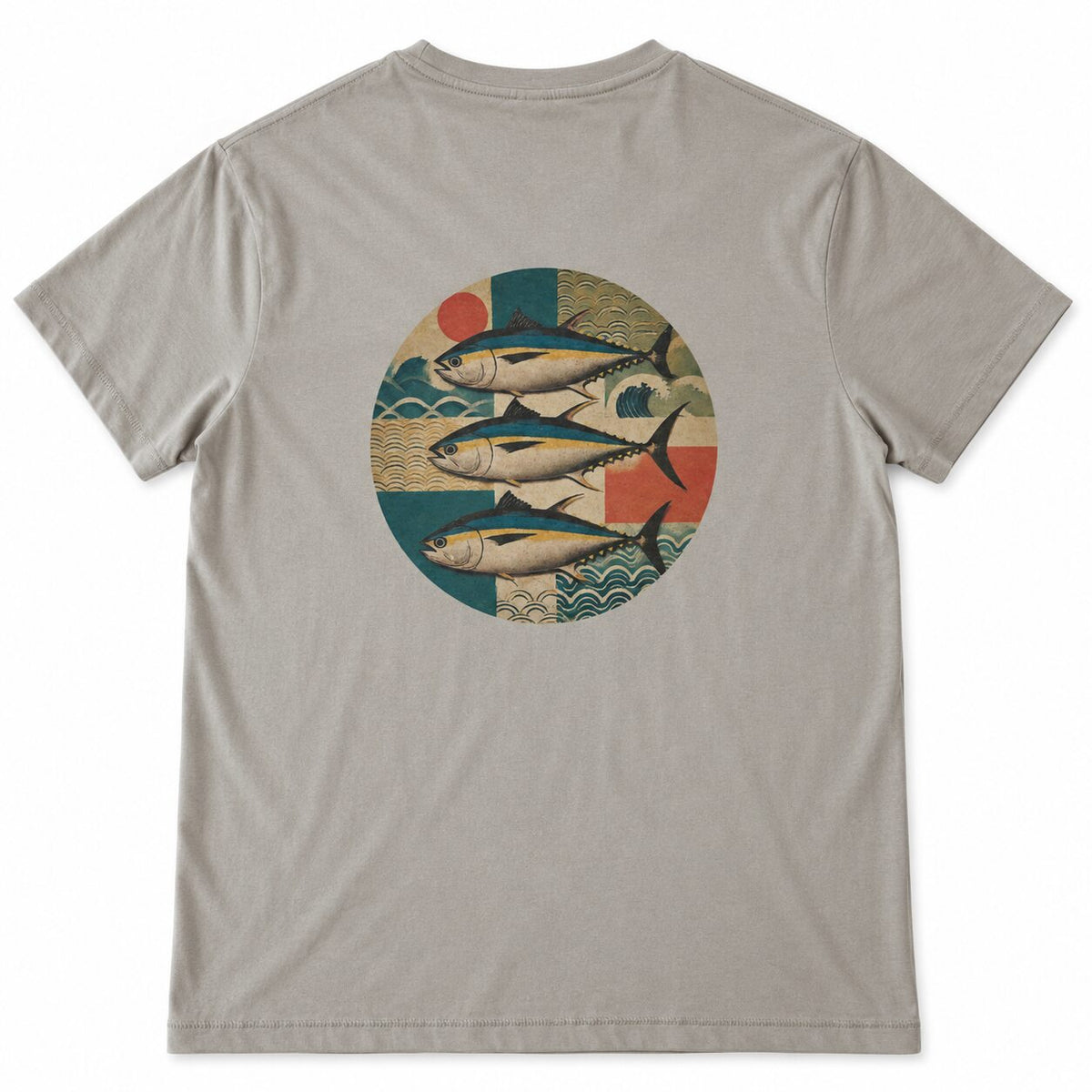Camiseta ATUNES color Ópalo de algodón orgánico – gran estampado circular de tres atunes en la espalda